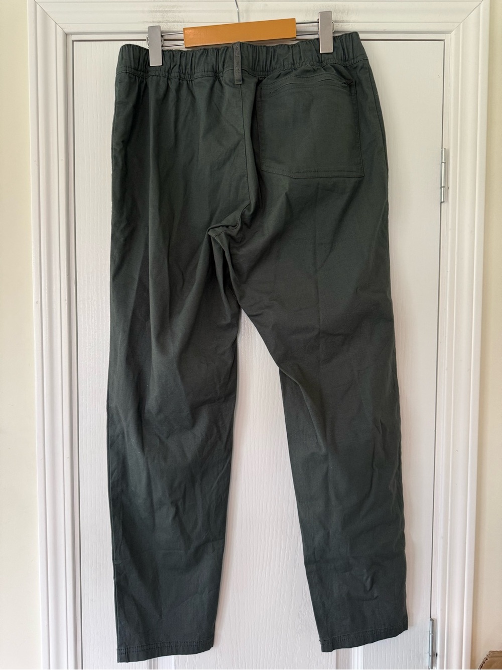 L.L. Bean Explorer Ripstop Pant Tapered Leg - Picture 4 of 8